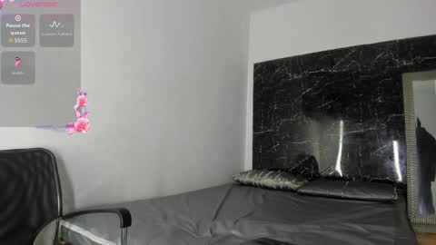 Adrian W  online show from May 31, 2026, 3:58 am