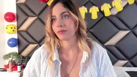 Adriana Harlow online show from June 17, 2026, 7:04 pm
