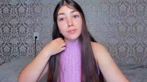 Adriana online show from July 28, 2026, 7:04 pm