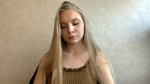 Caroline online show from August 4, 2026, 3:36 pm