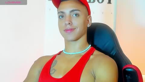 Adrian Lopez online show from December 10, 2024, 5:33 pm