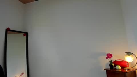Lorena online show from June 10, 2026, 2:49 pm