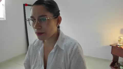 Lorena online show from July 23, 2026, 3:21 pm