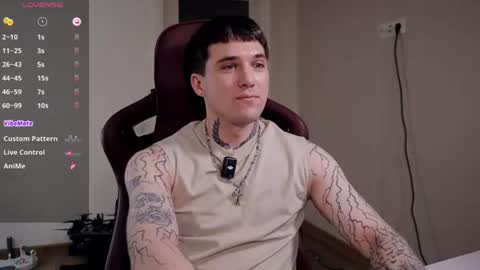 aiden_kristofer online show from June 26, 2026, 6:12 pm