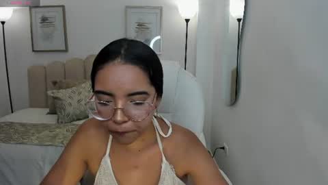 alana  online show from June 15, 2026, 7:27 pm