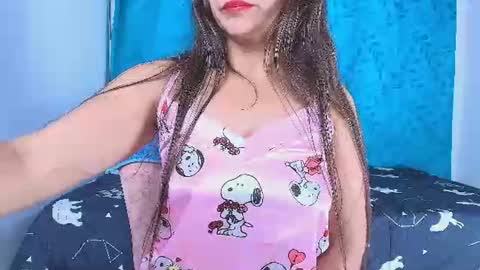 alana_pink95 online show from June 19, 2026, 10:19 am