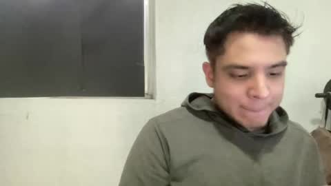 alber753713 online show from June 17, 2026, 11:38 pm