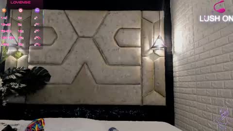 aleja__slav3 online show from July 11, 2026, 9:16 pm