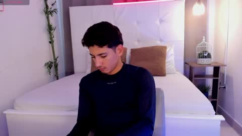 alejo_exotic online show from July 29, 2026, 12:14 pm