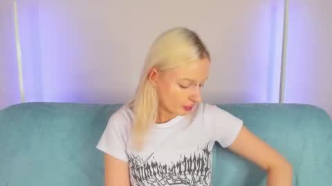 alessakiss online show from June 16, 2026, 8:17 am
