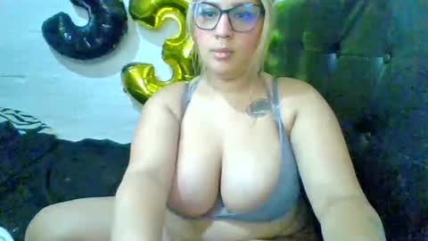 Snapshot of alessiia_gold chatting on May 18, 2026, 4:18 am alessiia_gold online show from May 18, 2026, 4:18 am