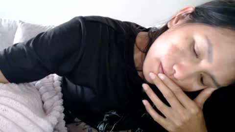 Nicha online show from July 25, 2026, 5:38 am