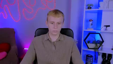 Alex online show from July 8, 2026, 12:09 pm