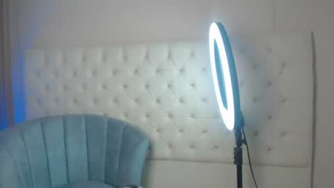 alexa__11 online show from July 8, 2026, 12:42 pm
