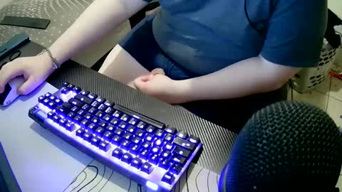 alexcandle online show from May 27, 2026, 7:11 pm