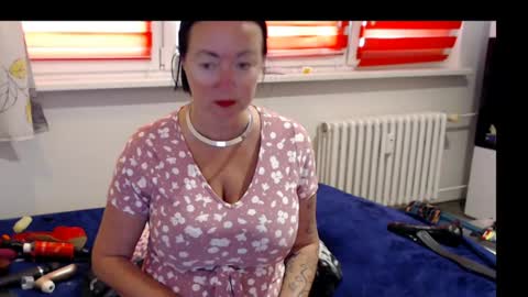 alexie33 online show from July 19, 2026, 11:25 am