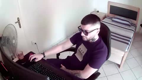 alexthepro00 online show from June 27, 2026, 3:50 pm