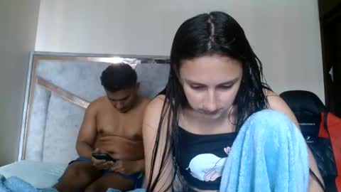 alex y luisa online show from June 20, 2026, 3:37 pm