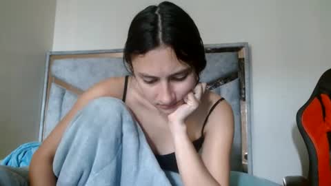 alex y luisa online show from June 26, 2026, 3:38 pm