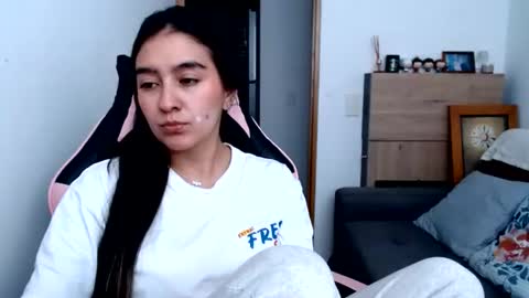 alexyferrer1 online show from July 27, 2026, 8:38 pm