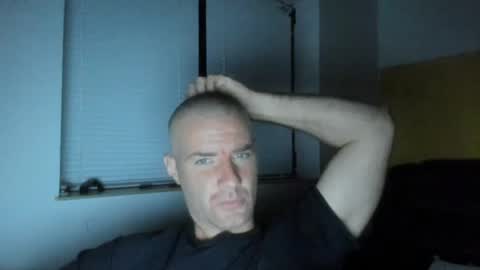 alfiesolomons87 online show from June 15, 2026, 6:54 pm