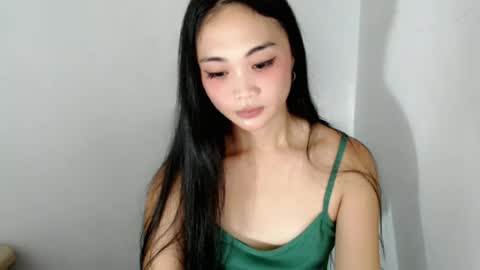 Snapshot of aliana_vibeme chatting on July 15, 2026, 1:55 am Call me Aliana online show from July 15, 2026, 1:55 am