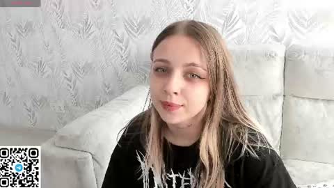 alice_halle online show from June 27, 2026, 6:18 am