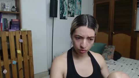 alicee_logan_ online show from July 2, 2026, 1:27 am