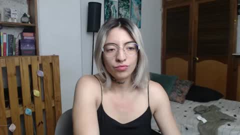 alicee_logan_ online show from July 20, 2026, 2:26 am