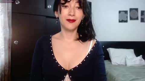 alicelove75 online show from July 12, 2026, 9:50 pm