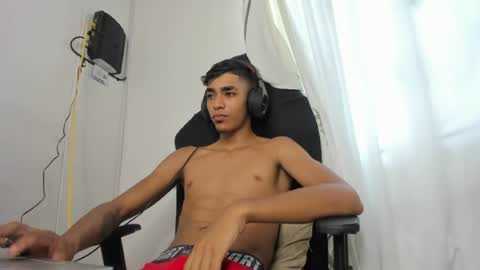 My name is Andrs and Im 18 years old. online show from June 22, 2026, 2:58 pm