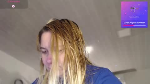 Snapshot of alisa_u chatting on July 3, 2026, 9:54 pm alisa_u online show from July 3, 2026, 9:54 pm