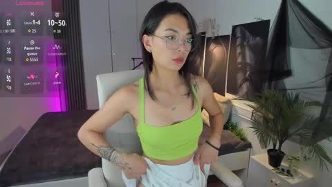 Alice online show from September 26, 2025, 2:21 pm