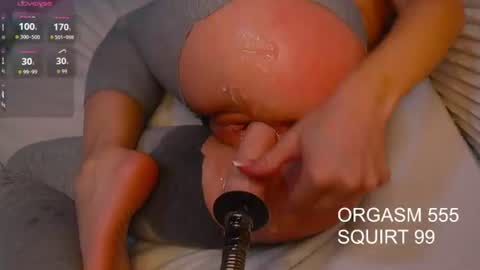alissaaasex online show from June 17, 2026, 5:21 am