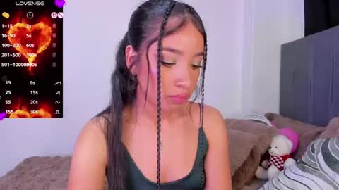 alissarose_1 online show from July 28, 2026, 8:34 pm