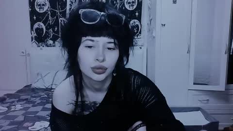 Snapshot of allisondeetz chatting on May 12, 2026, 4:26 pm Alis online show from May 12, 2026, 4:26 pm