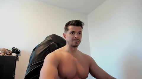 LeatherMaster online show from June 8, 2026, 7:42 am
