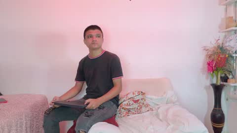 Snapshot of aly_n_sebas chatting on July 25, 2026, 3:26 am aly_n_sebas online show from July 25, 2026, 3:26 am