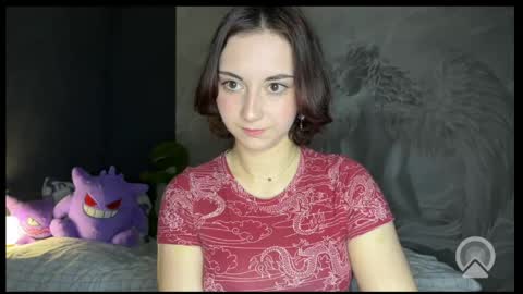 amalia_lambert13 online show from May 14, 2026, 8:37 pm