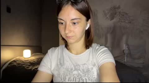 amalia_lambert13 online show from July 28, 2026, 7:50 pm
