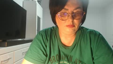 Snapshot of amandamuller1982 chatting on June 12, 2026, 7:46 pm Anda online show from June 12, 2026, 7:46 pm