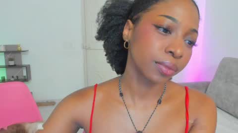 Snapshot of amatiistur chatting on April 6, 2026, 10:54 pm Tammy online show from April 6, 2026, 10:54 pm