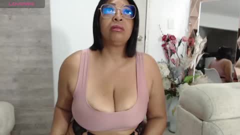  Amber Sofhia  online show from May 26, 2026, 9:33 pm