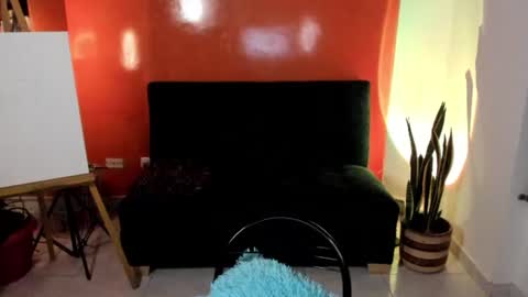 Vivi  online show from June 16, 2026, 4:26 am