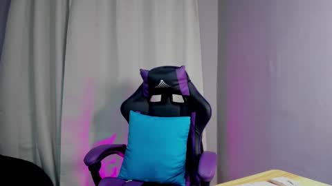Snapshot of amberbaker21 chatting on March 11, 2025, 11:44 am Amber Baker online show from March 11, 2025, 11:44 am