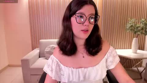 Amber  online show from July 25, 2026, 8:06 pm