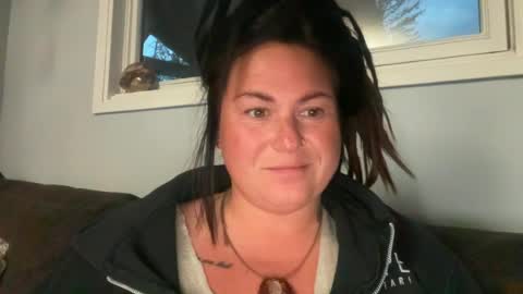 ambermoss7 online show from June 22, 2026, 4:42 am