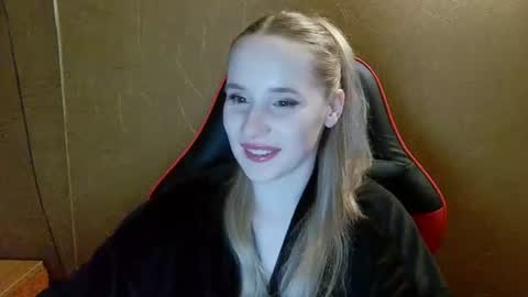 Snapshot of ameliaa333 chatting on June 10, 2026, 7:24 pm Amelia online show from June 10, 2026, 7:24 pm