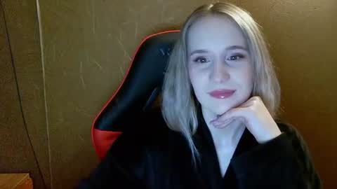 Snapshot of ameliaa333 chatting on July 7, 2026, 7:40 pm Amelia online show from July 7, 2026, 7:40 pm