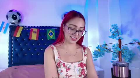 Amelie online show from July 16, 2026, 11:05 am